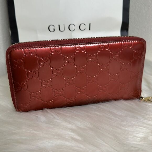 💯Authentic Gucci Zipped Around Long Wallet 🍀 - Picture 9 of 16